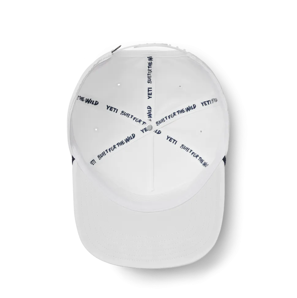 YETI Coolers® Wildly Stronger pet met platte klep en touwversiering
